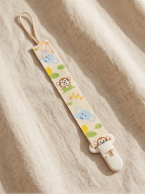 pacifier chain safari