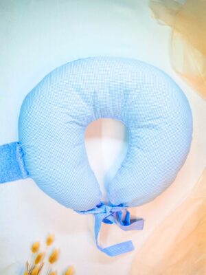 CuddleCurl Blue feeding pillow