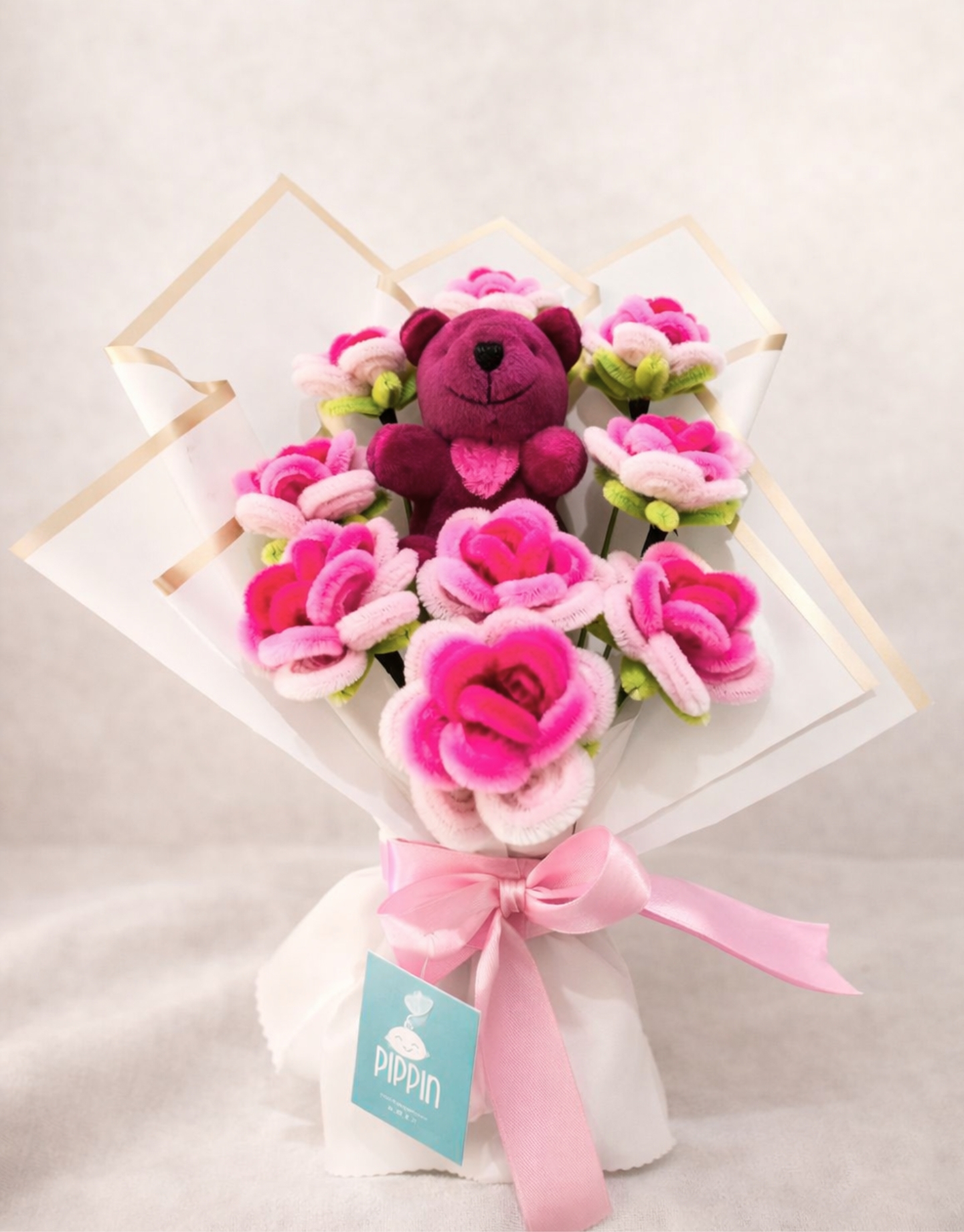 roses-bouquet-with-teddy